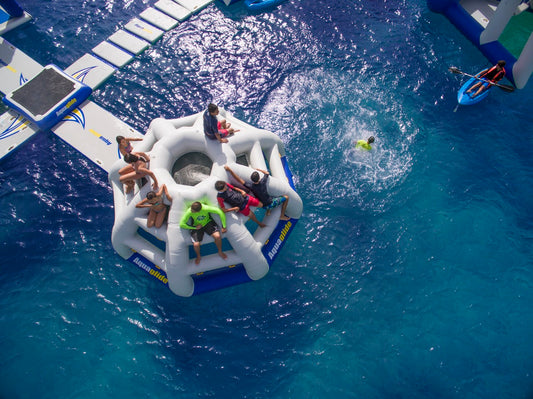 Aquaglide Thunderdome