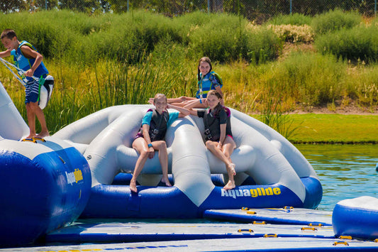 Aquaglide Universal Thunderdome